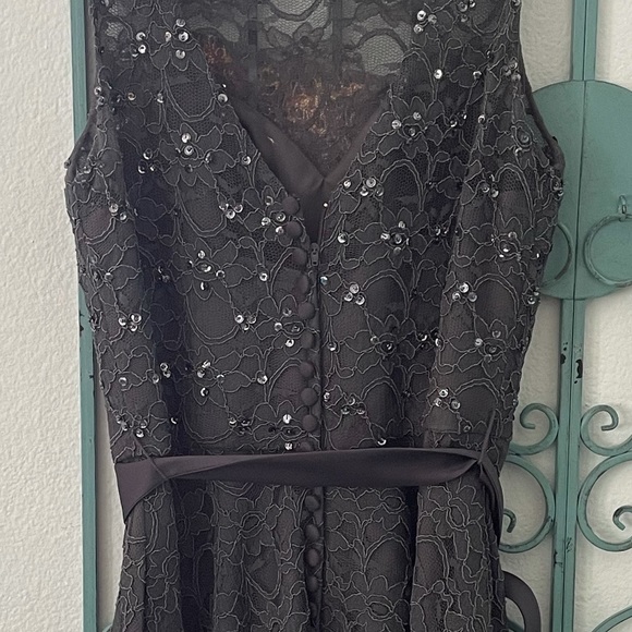 Mori Lee by Madeline Gardner Lace Dress - Picture 7 of 11